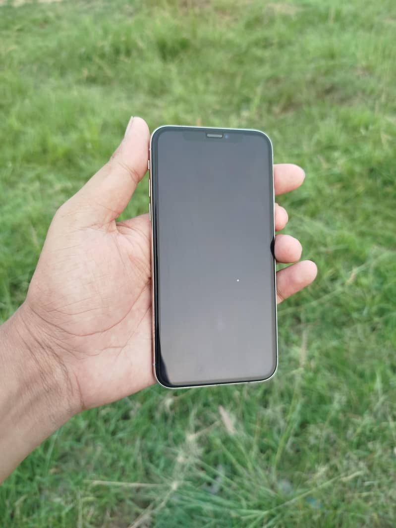 Apple iPhone X 1