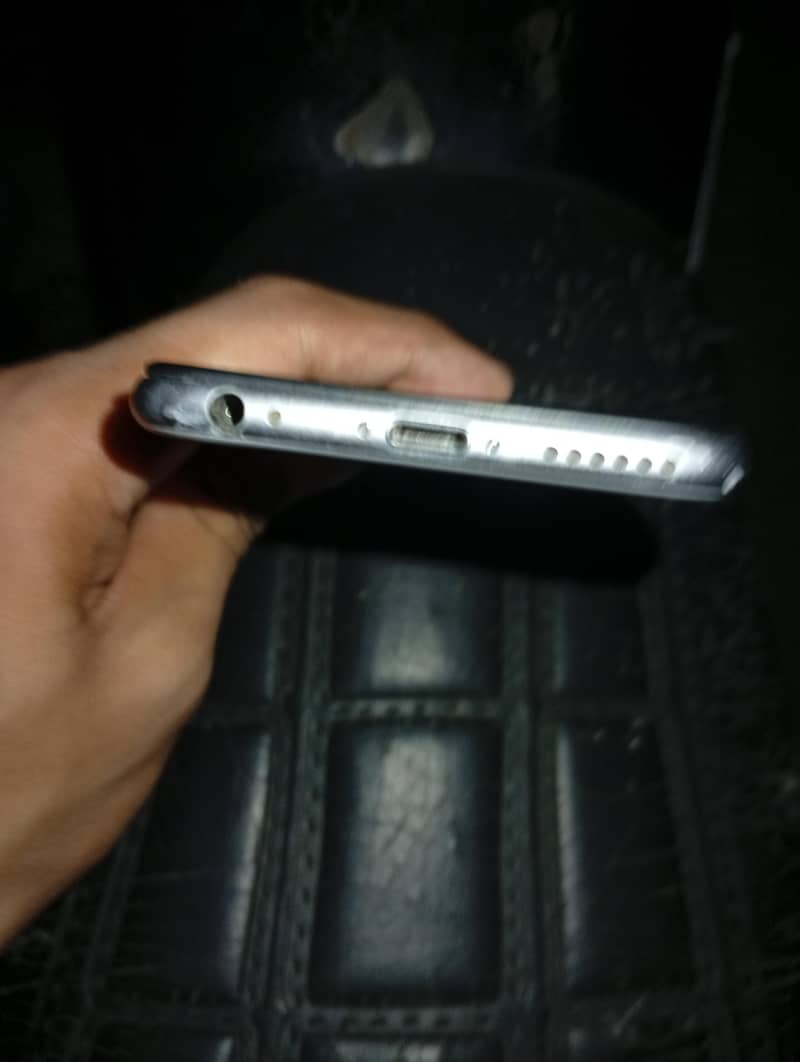 Apple iPhone 6 3