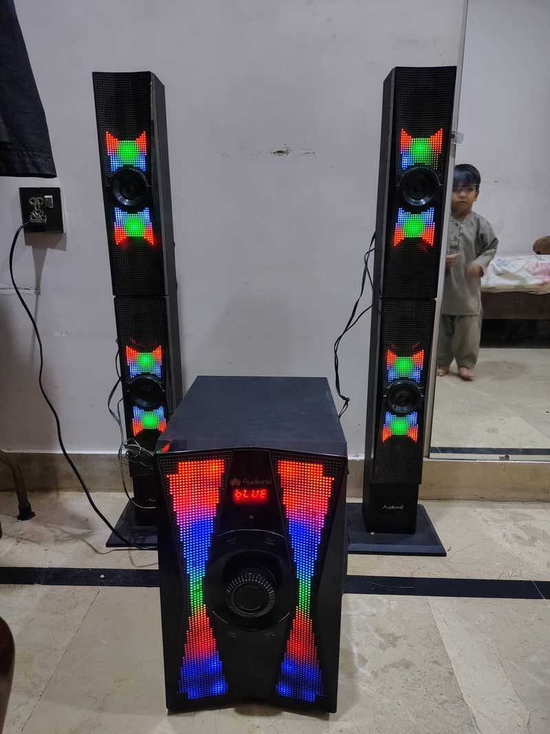 Audionic bloothoot speaker 0