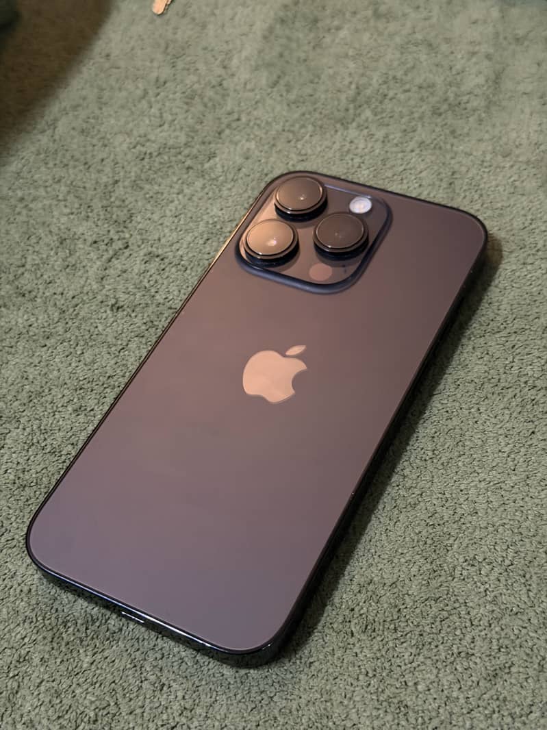 iPhone 14 Pro 1