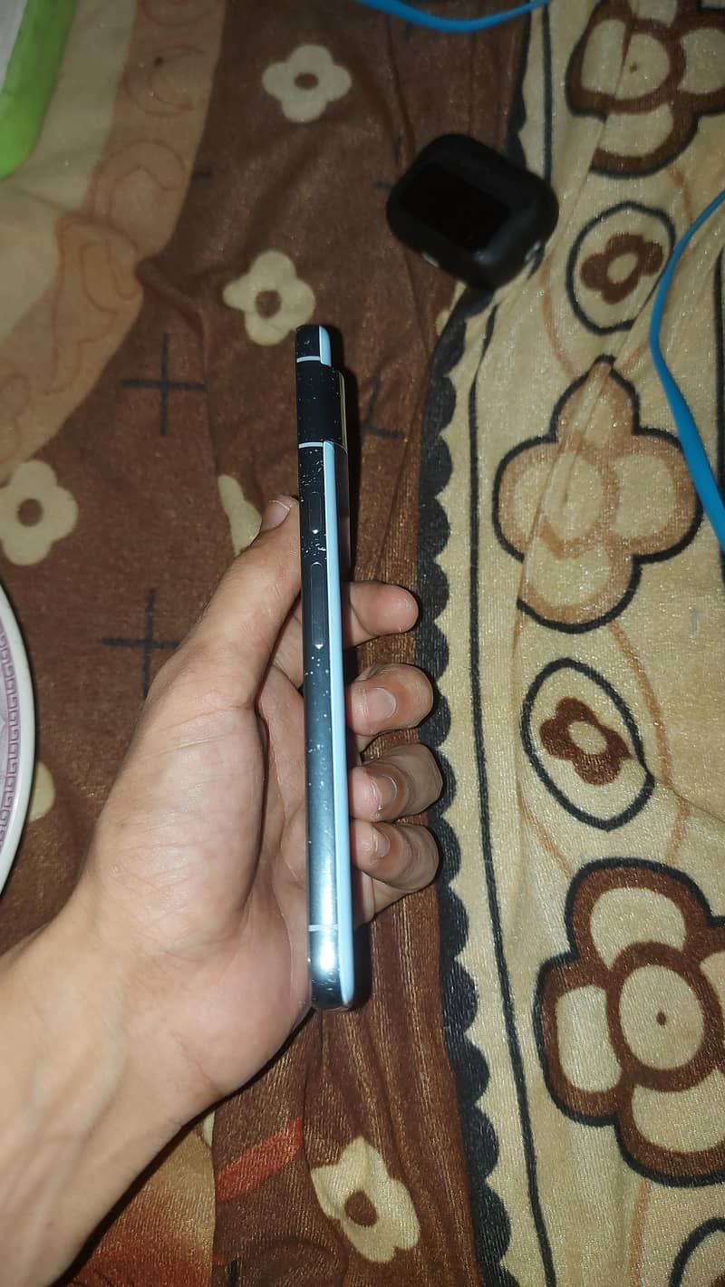 Google Pixel 8 Pro 2