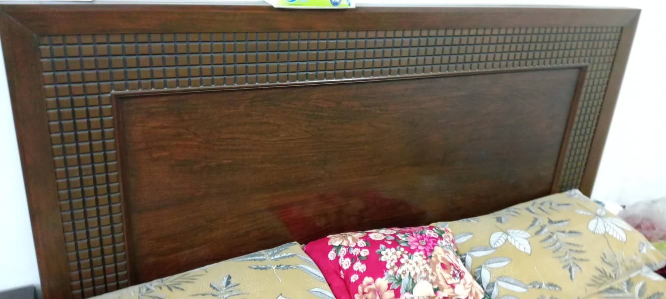 king size bed 1