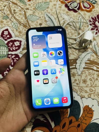 iPhone 11 64GB Non PTA Factory Unlock