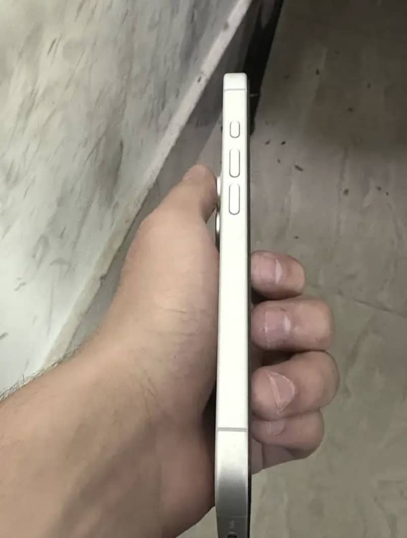 Apple iPhone 17 1