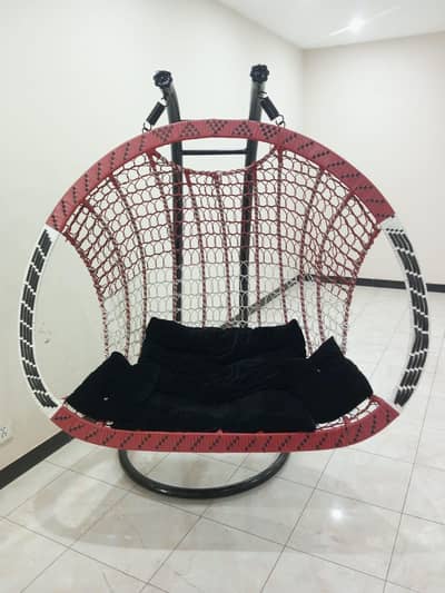 double-seater hanging rope swing chair (jhoola] urgent for sale