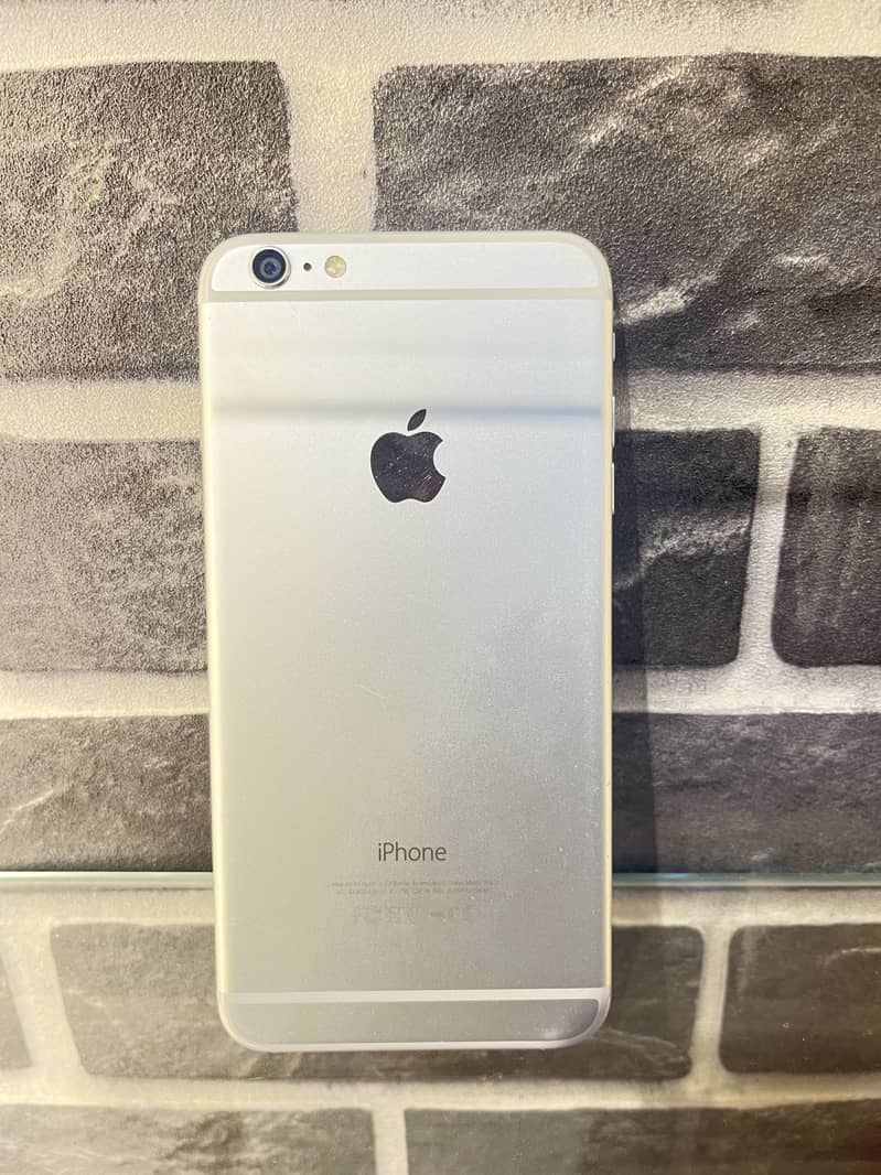 Apple iPhone 6 Plus 3