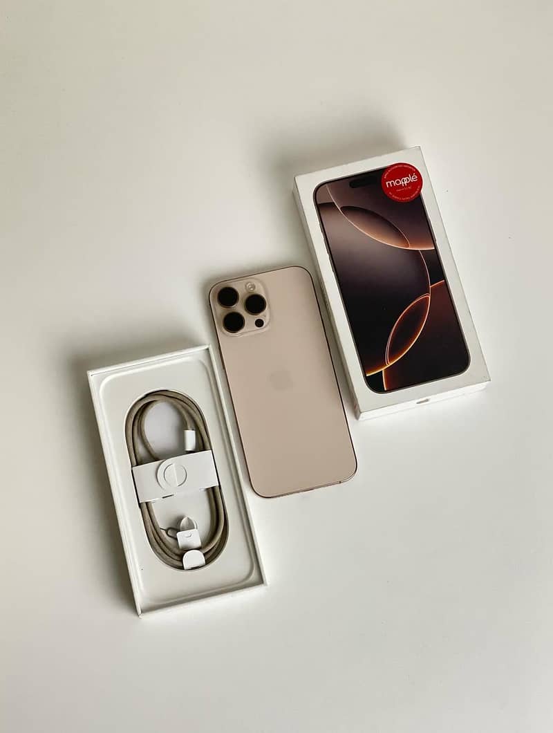 Apple iPhone 16 Pro Max 1