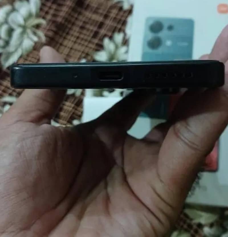 Xiaomi Redmi Note 13 Pro 1