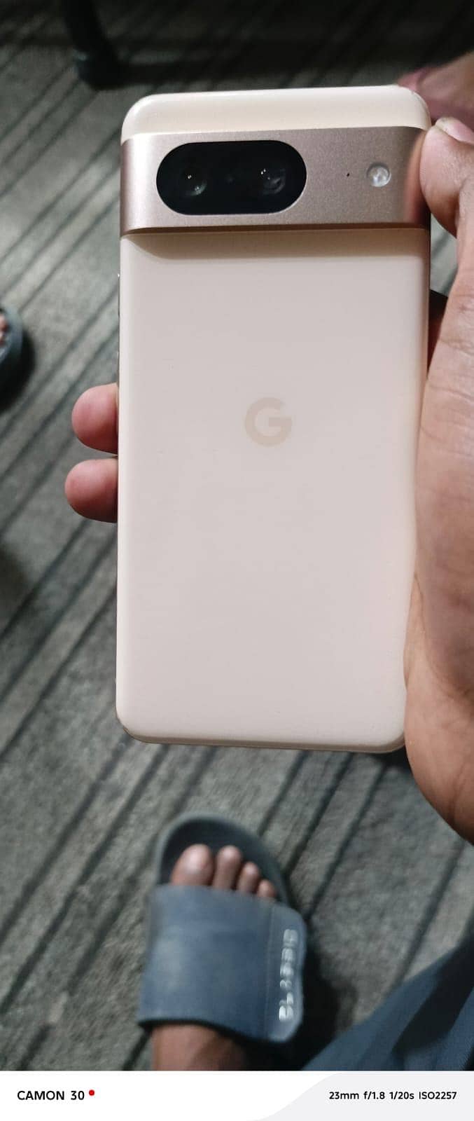 Google Pixel 8 4