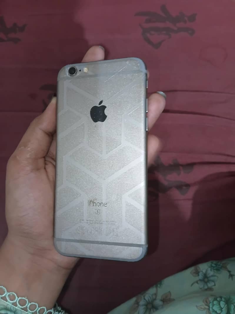 Apple iPhone 6S 4