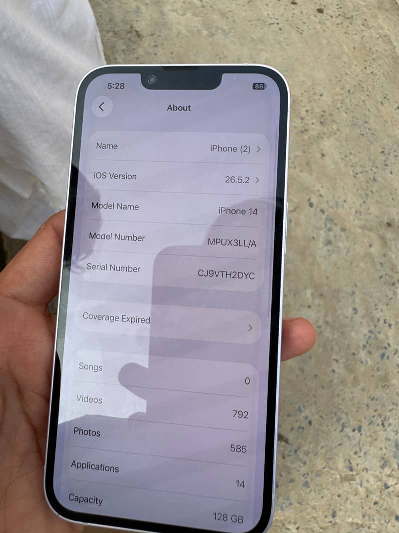 Apple iPhone 14 3