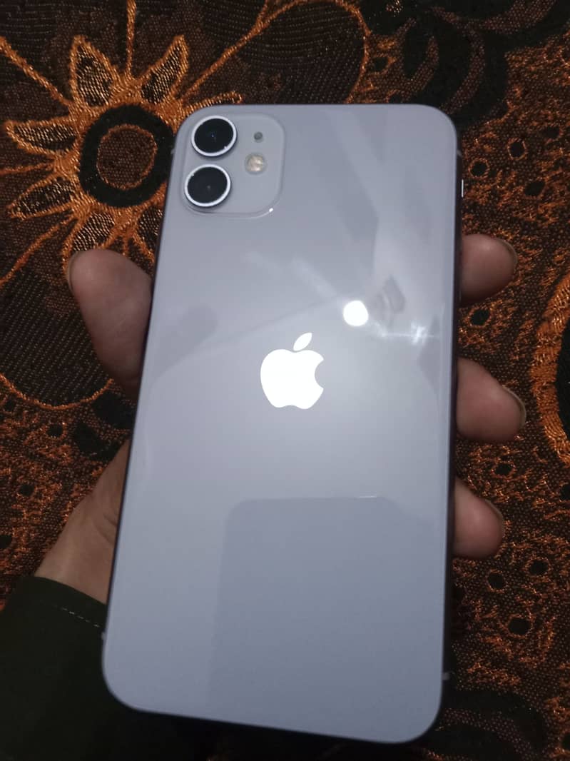 Apple iPhone 11 8