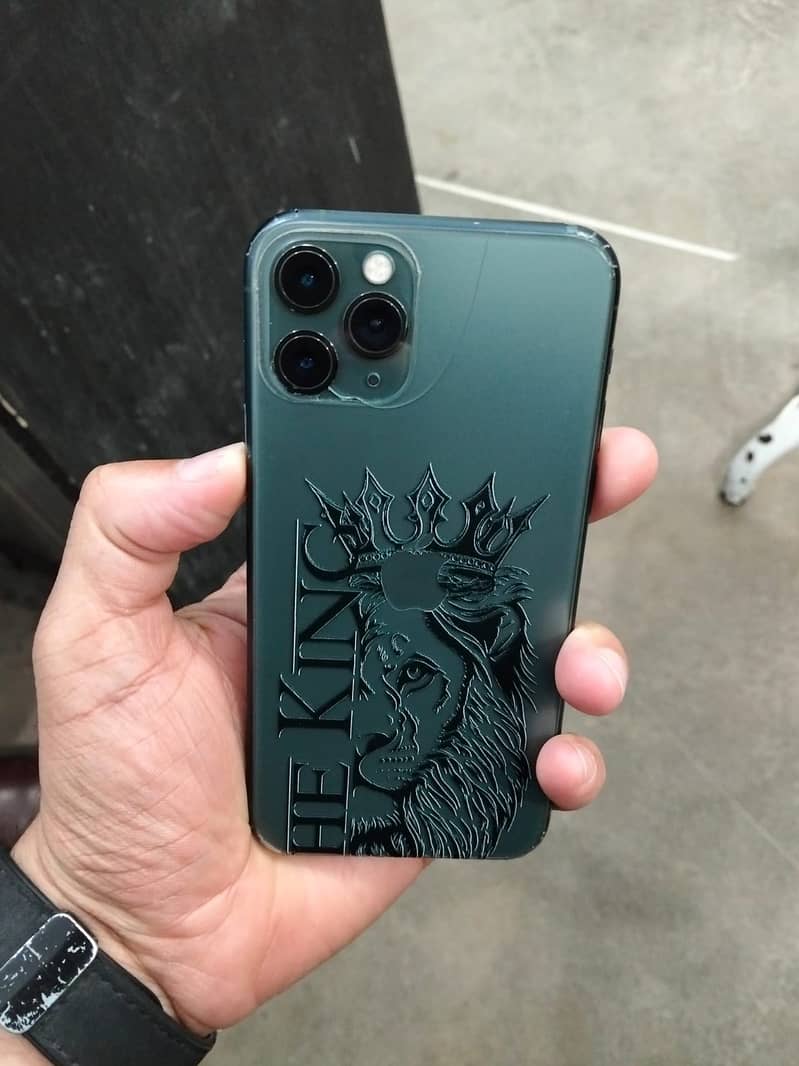 Apple iPhone 11 Pro 3
