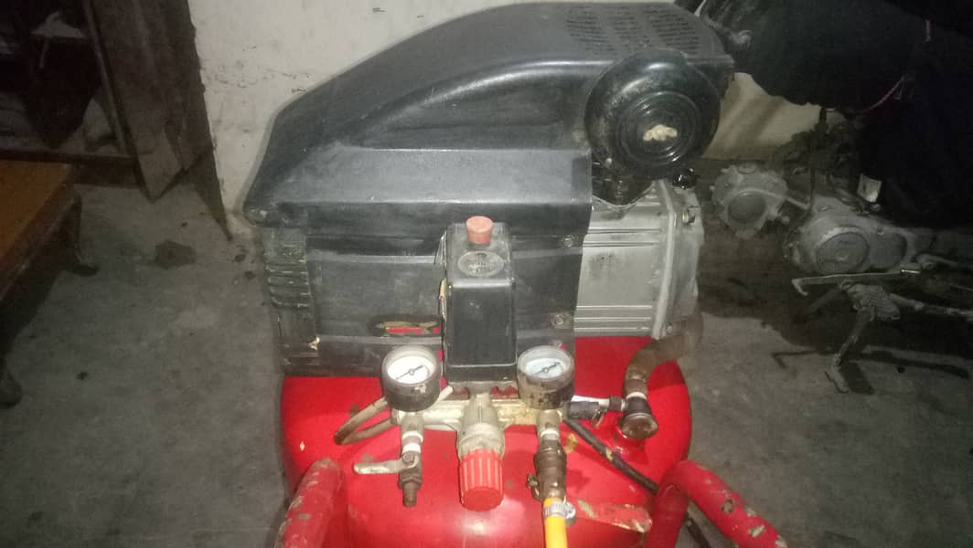 Air compressor 2 HP automatic 0