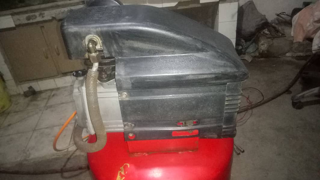 Air compressor 2 HP automatic 5