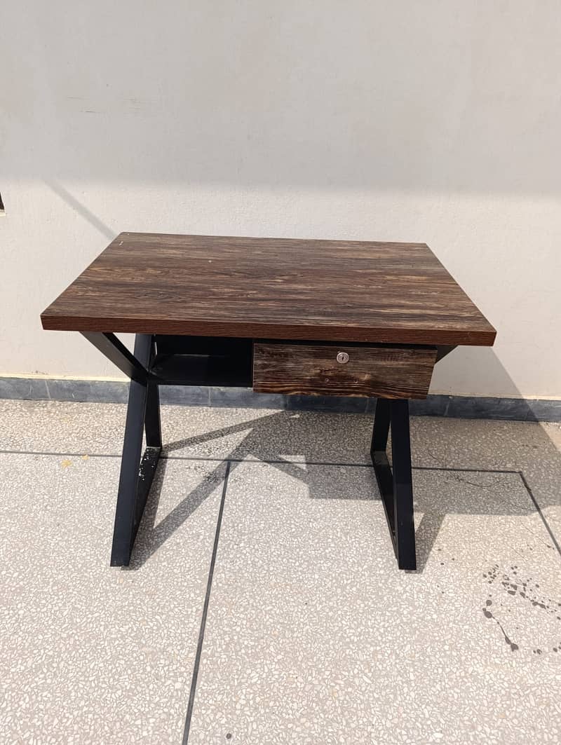 Study table with drawer 0