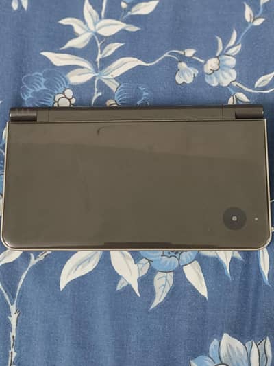 Nintendo DSi XL