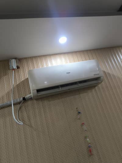 Haier 1.5 Ton split Ac inverter