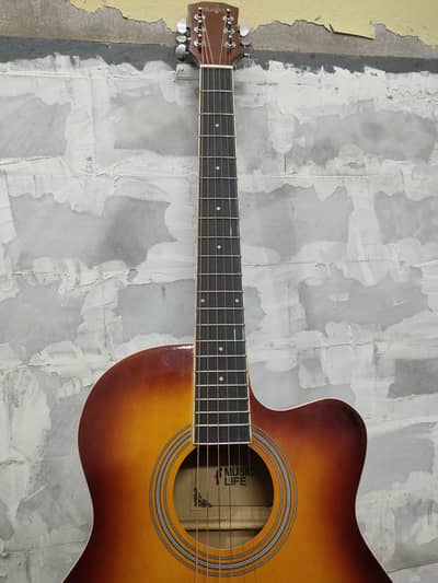 Yamaha Acoustic Guitar, Like New Condition with Complete Accessories