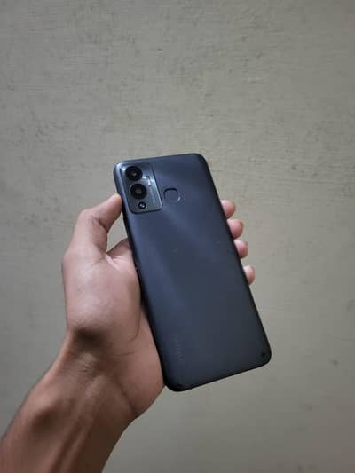 Infinix Hot 12 Play