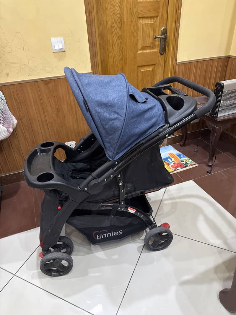 Stroller 0