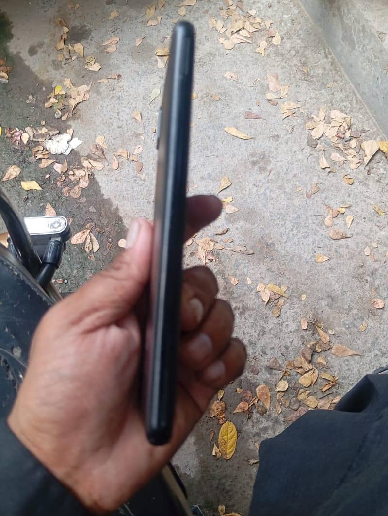 Samsung Mobile A02 1