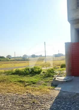 PRIME 10 MARLA PLOT FOR Rent– NEW