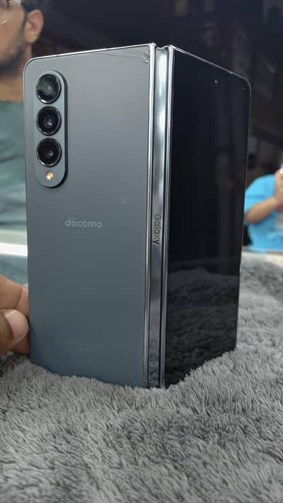 Samsung Mobile Z Fold 4