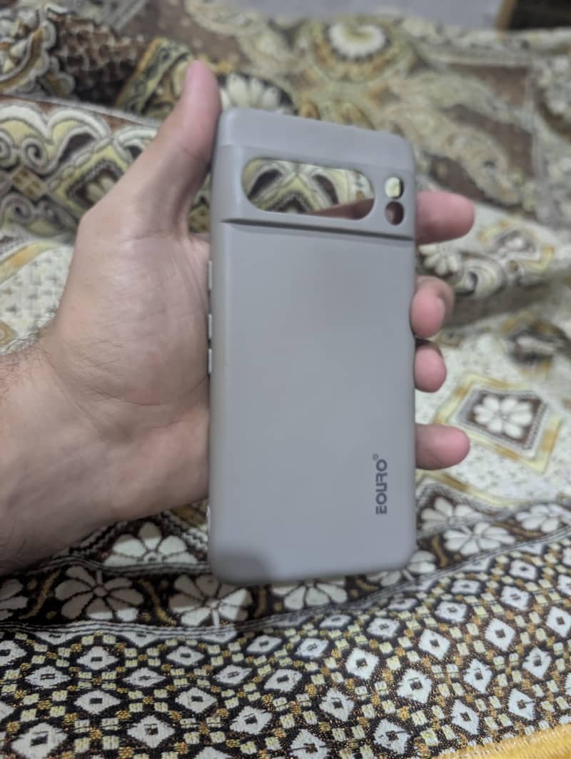 Google Pixel 8 Pro 7
