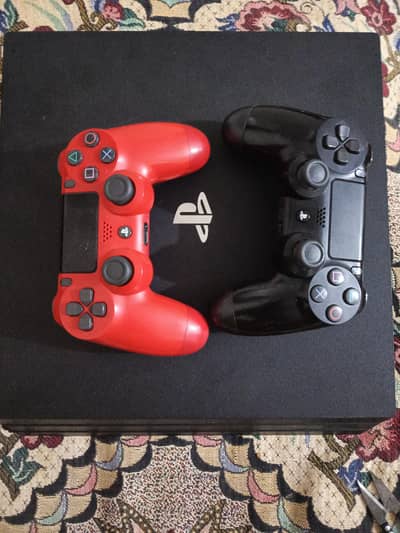 ps4 pro with two controller from Europe