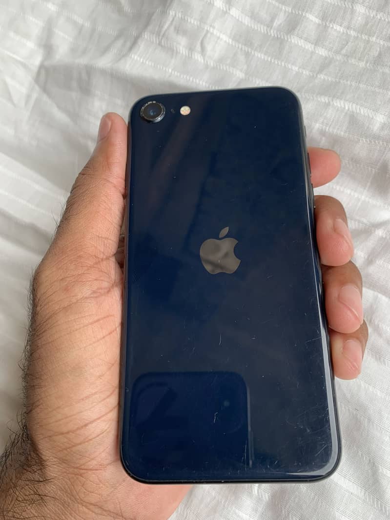 Apple iPhone SE 0