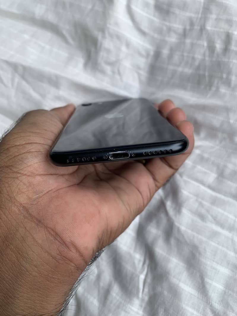 Apple iPhone SE 2