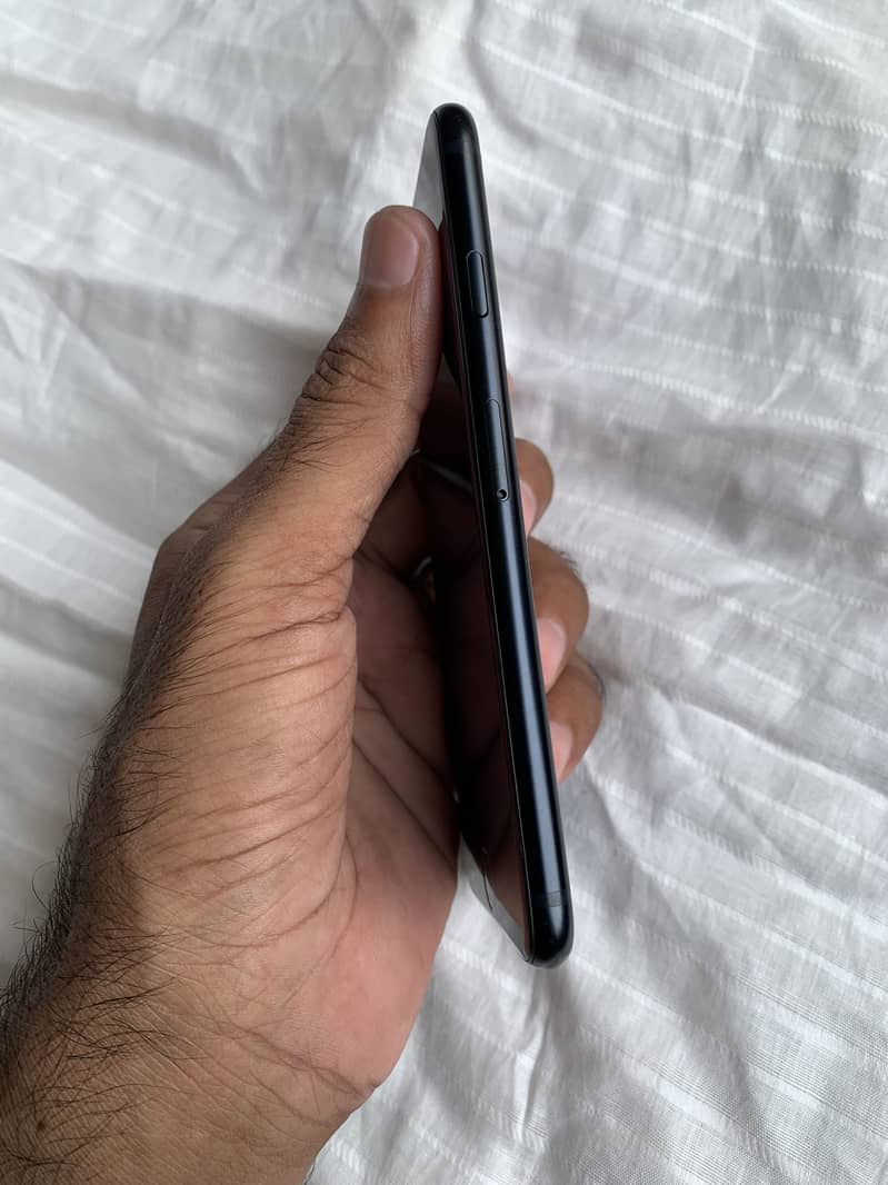 Apple iPhone SE 4