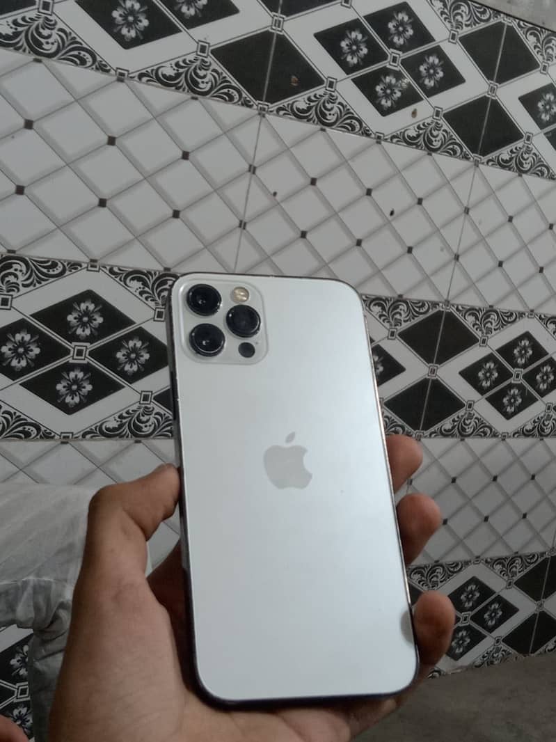 iPhone 12 Pro 2
