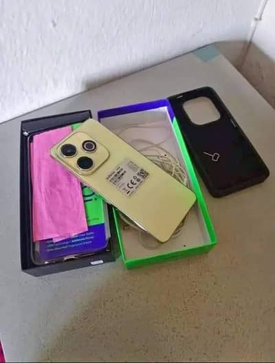 Infinix Hot 8  8/128 gb