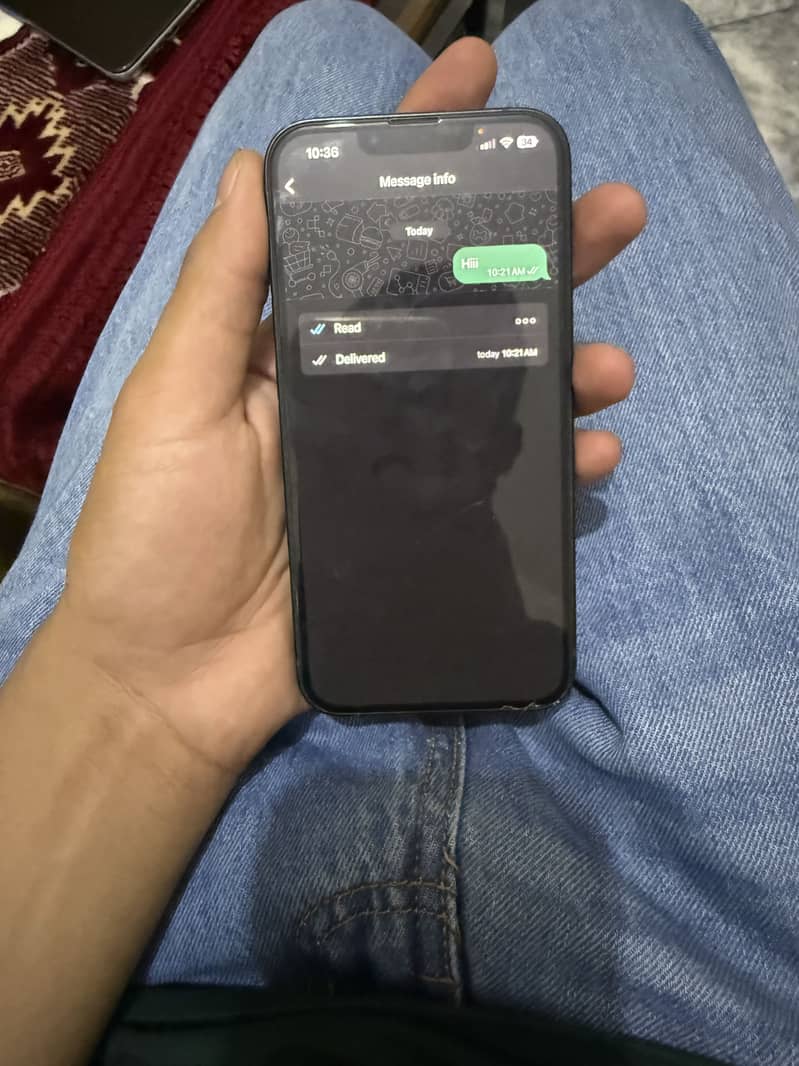 Apple iPhone 13 7