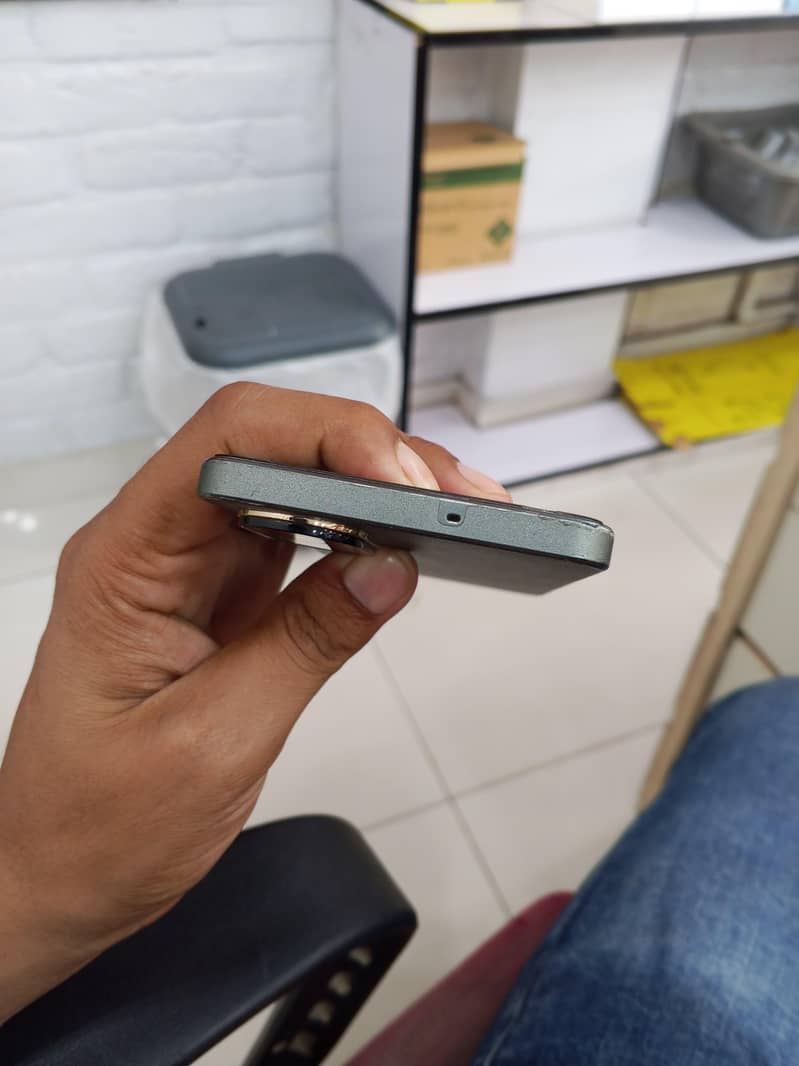 Realme C67 2