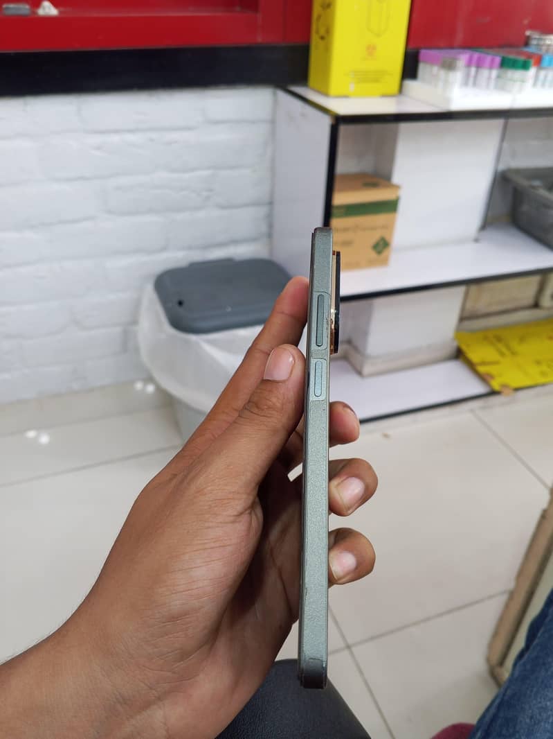 Realme C67 5