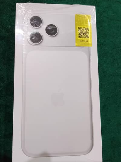 Apple iPhone 17 Pro Max 256 GB Silver color