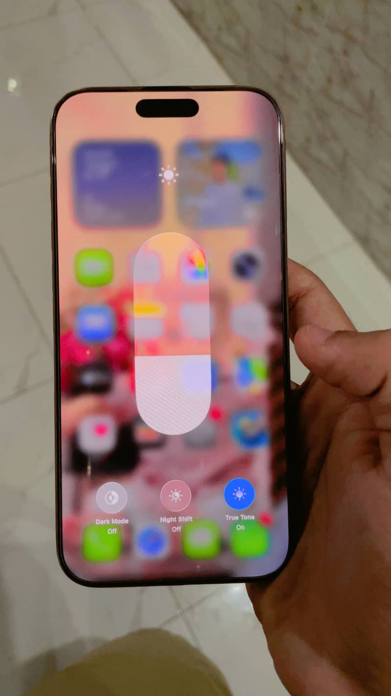 Apple iPhone 16 Pro Max 5