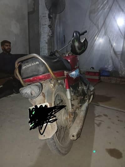 CD 70 2014 MODEL URGENT SALE