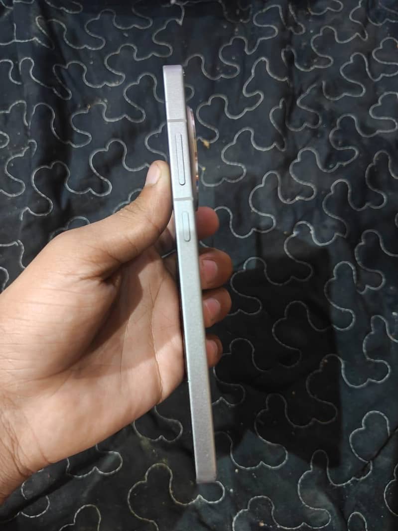 One Plus 13R 4