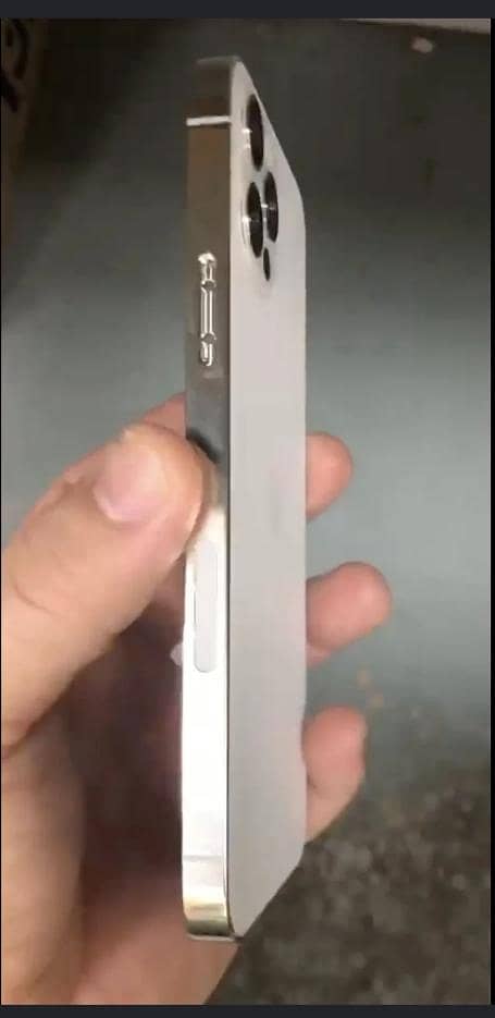 Apple iPhone 12 Pro 2