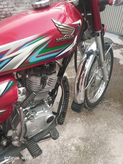 Honda 125 genuine for urgent sale 03245192007