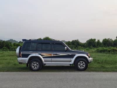 Mitsubishi Pajero 1997