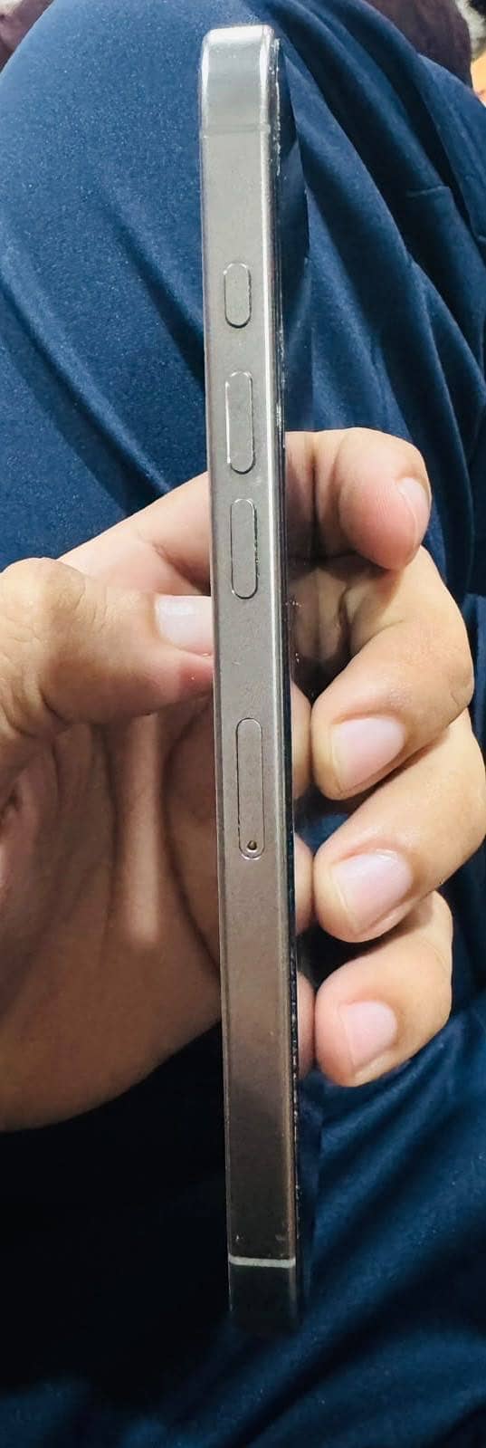 Apple iPhone 16 Pro Max 3