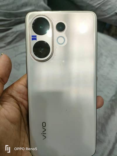 Vivo V60