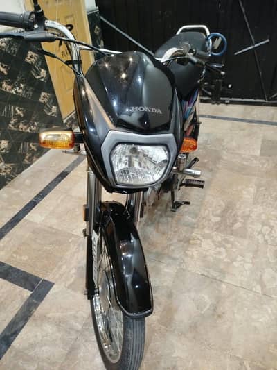 CD70 Dream Black color