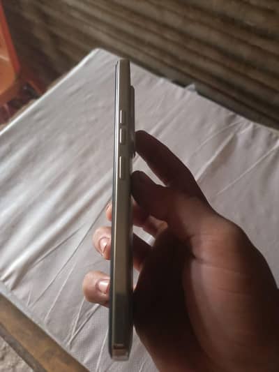 Tecno CAMON 30