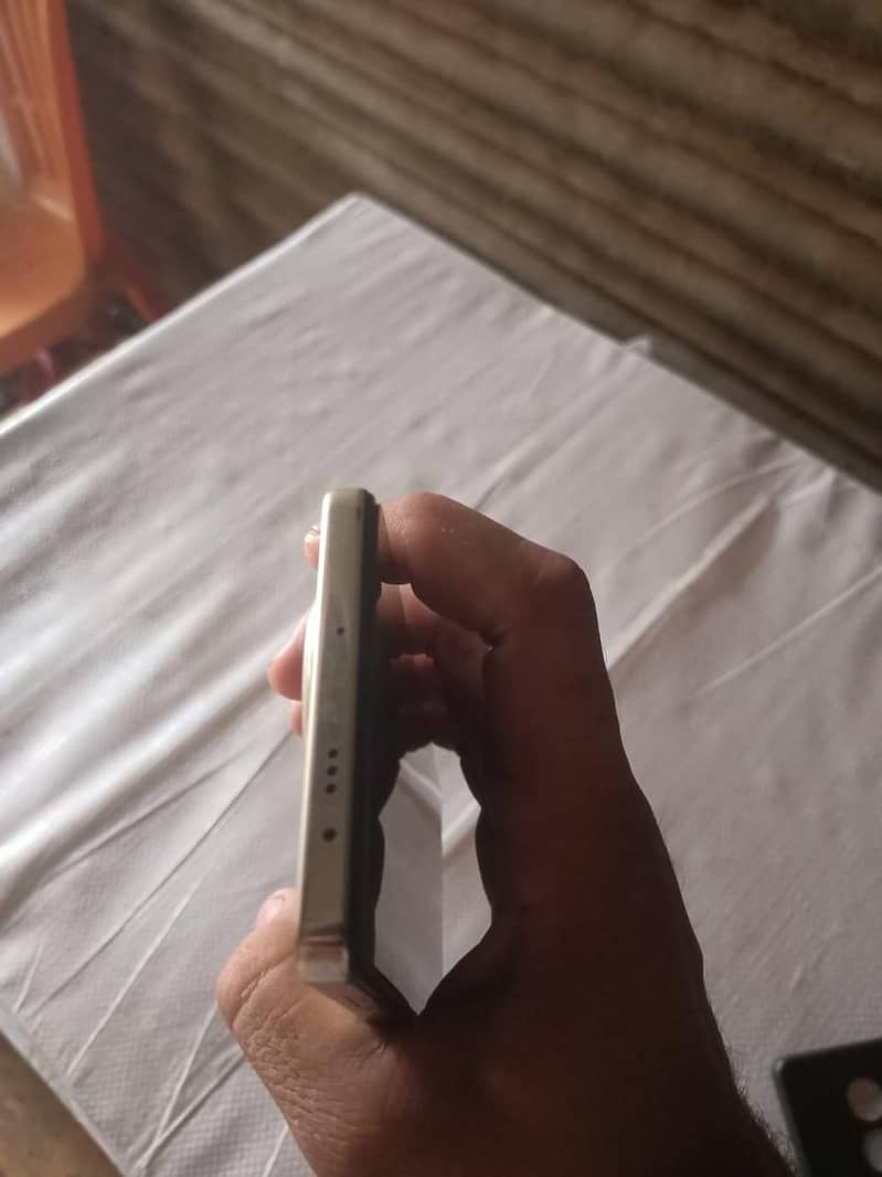 Tecno CAMON 30 4
